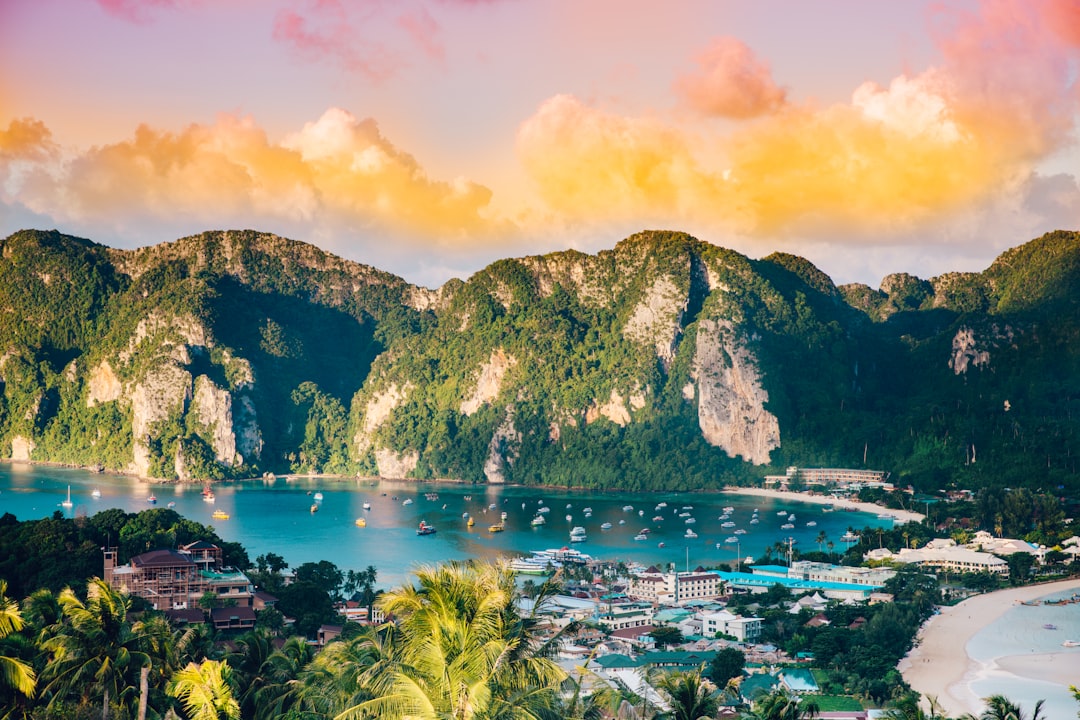 Eco-Friendly Adventures: Exploring the Outdoors Responsibly